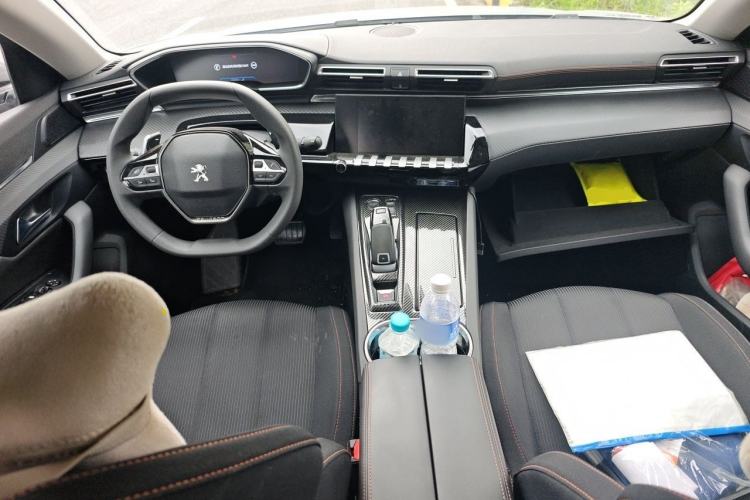 Used Peugeot 508 2019 508L 360THP PureTech Pioneer Edition China VI Standard Center Console