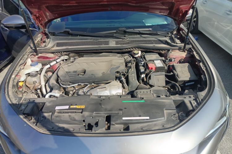 Used Peugeot 508 2019 508L 400THP PureTech X Phoenix Edition China VI Standard Engine Bay