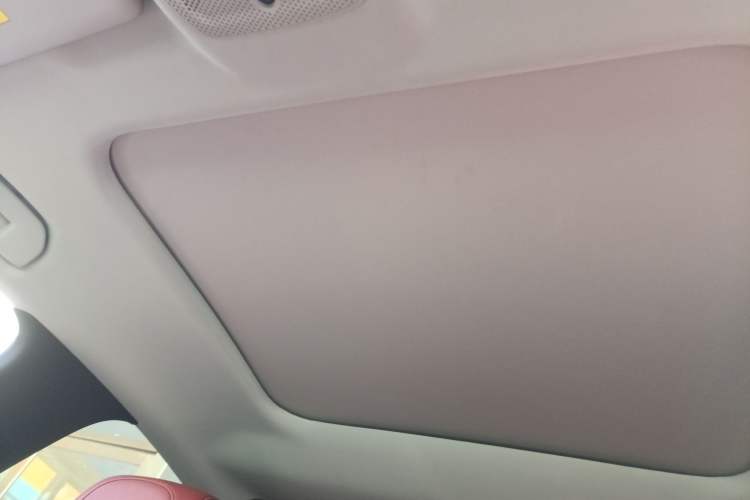 Used Peugeot 508 2019 508L 400THP PureTech X Phoenix Edition China VI Standard Headliner