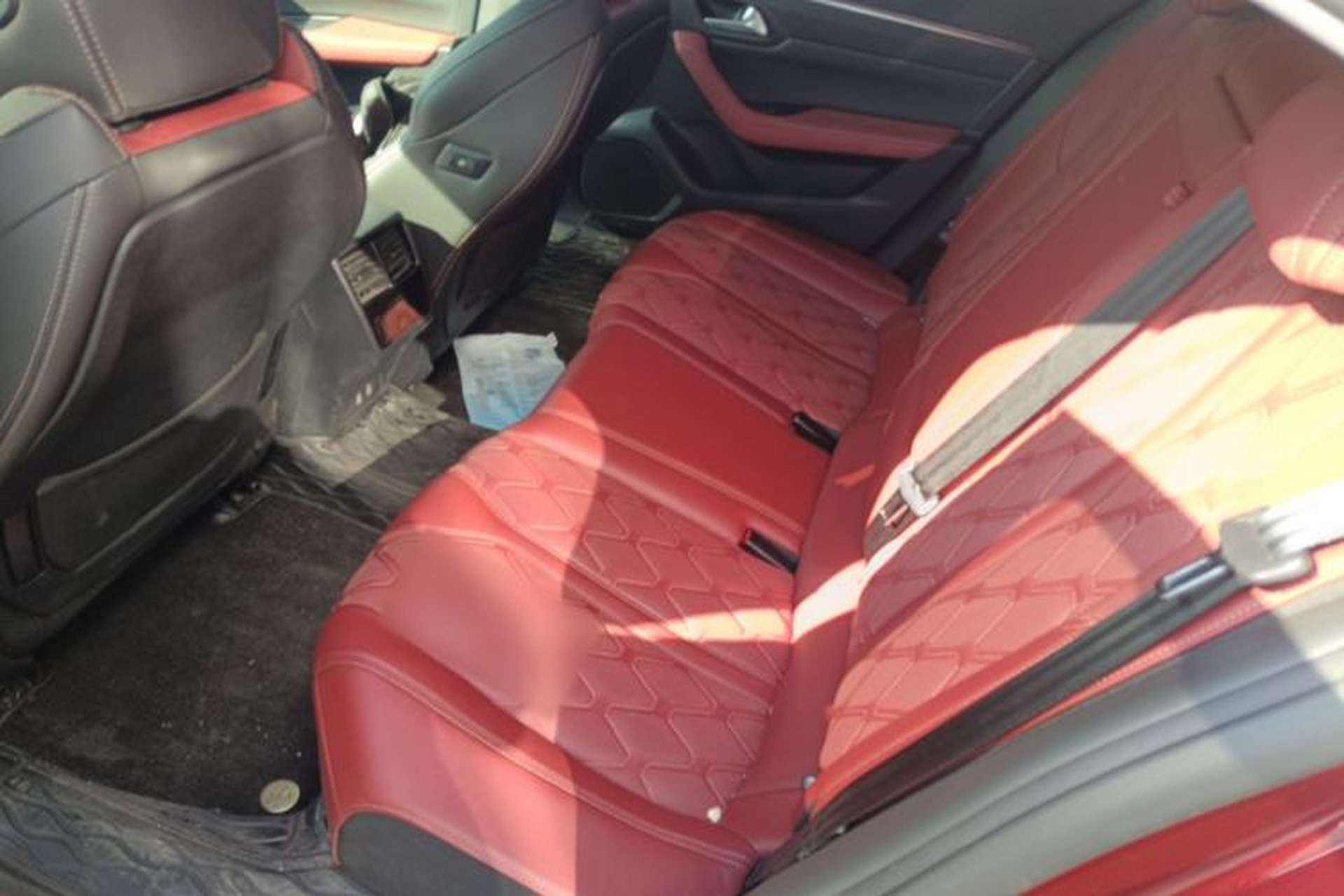Used Peugeot 508 2019 508L 400THP PureTech X Phoenix Edition China VI Standard Left Rear Seat