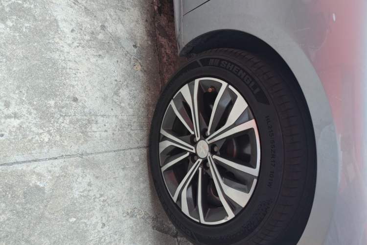 Used Peugeot 508 2019 508L 400THP PureTech Driving Control Version China VI Standard Right Front Wheel Hub