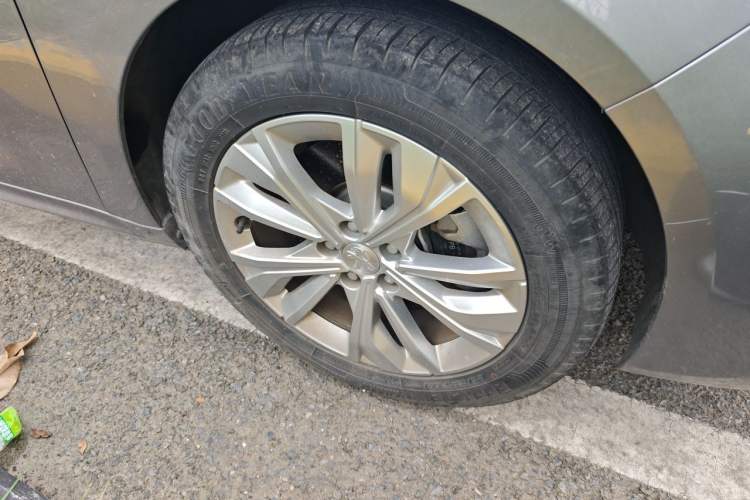 Used Peugeot 508 2019 508L 360THP PureTech Pioneer Edition China VI Standard Right Front Wheel Hub