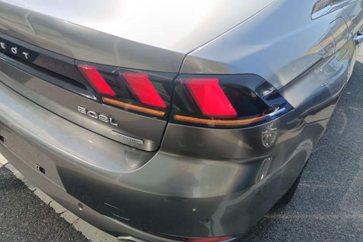 Used Peugeot 508 2019 508L 400THP PureTech X Phoenix Edition China VI Standard Right Rear Taillight