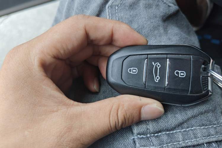 Used Peugeot 508 2019 508L 400THP PureTech Driving Control Version China VI Standard Vehicle Key