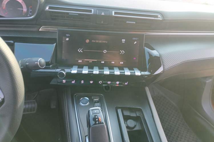 Used Peugeot 508 2019 508L 400THP PureTech Passion Edition China VI standard Audio And AC Panel