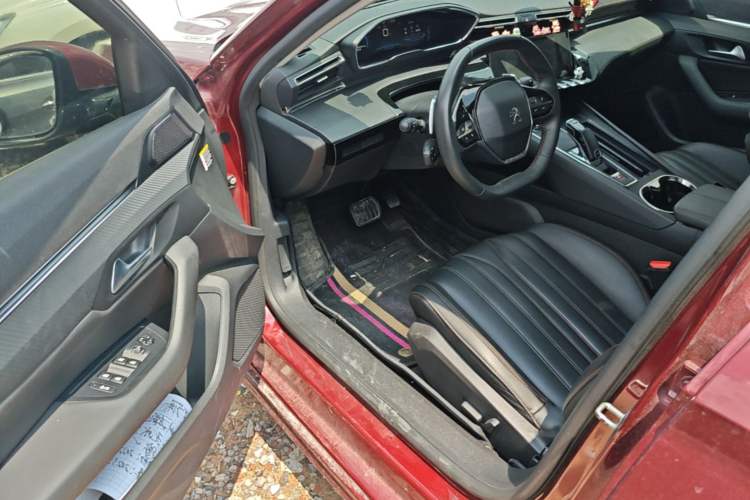 Used Peugeot 508 2019 508L 400THP PureTech Driving Control Version China VI Standard Driver Seat