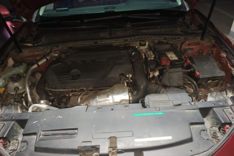 Used Peugeot 508 2019 508L 400THP PureTech Passion Edition China VI standard Engine Bay