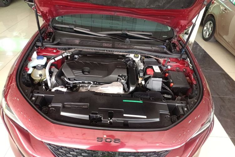 Used Peugeot 508 2019 508L 400THP PureTech Driving Control Version China VI Standard Engine Bay