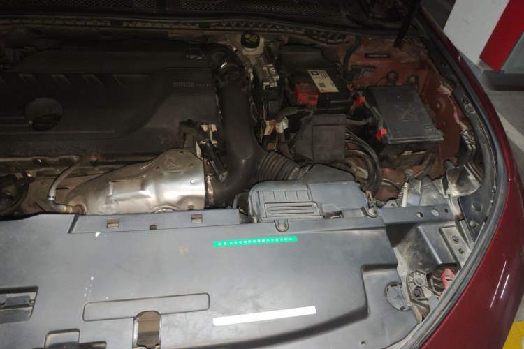 Used Peugeot 508 2019 508L 400THP PureTech Passion Edition China VI standard Engine Bay Left