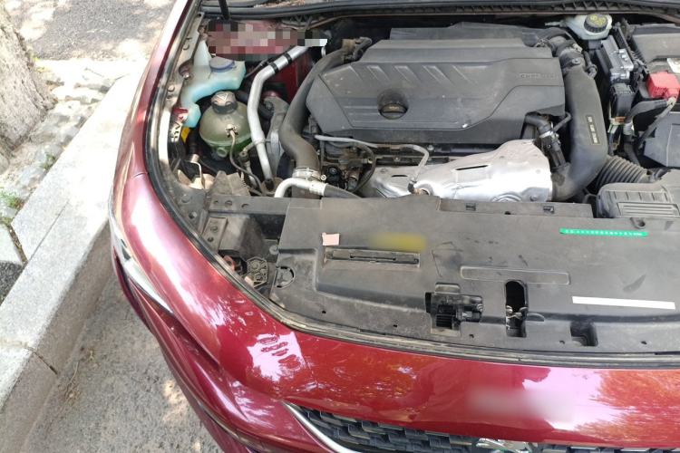 Used Peugeot 508 2019 508L 400THP PureTech Passion Edition China VI standard Engine Bay Right