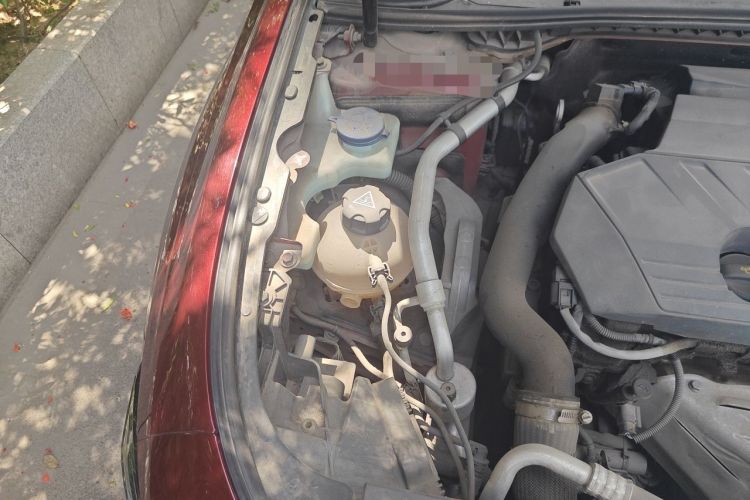 Used Peugeot 508 2019 508L 400THP PureTech Passion Edition China VI standard Engine Bay Right