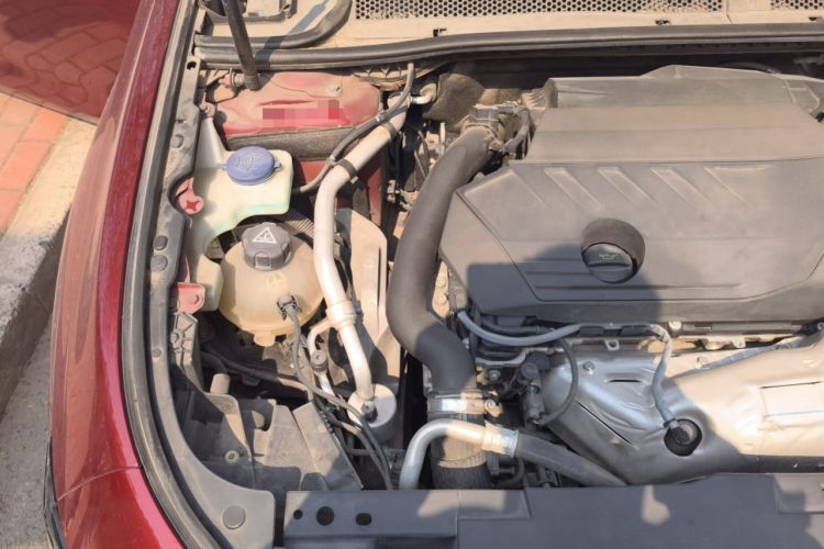 Used Peugeot 508 2019 508L 400THP PureTech Passion Edition China VI standard Engine Bay Right