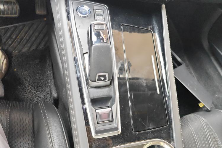 Used Peugeot 508 2019 508L 400THP PureTech Passion Edition China VI standard Gear Lever