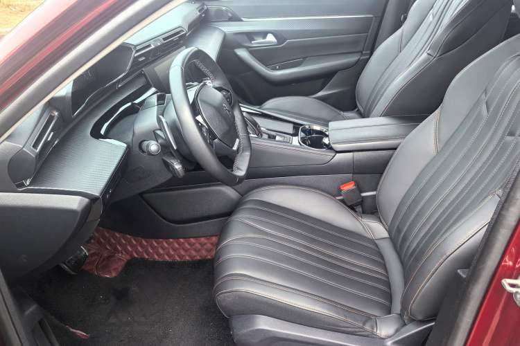 Used Peugeot 508 2019 508L 400THP PureTech Driving Control Version China VI Standard Interior 2