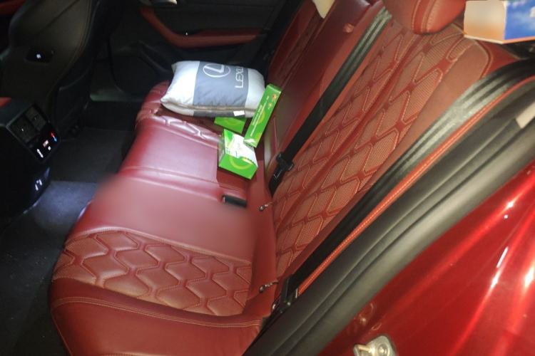 Used Peugeot 508 2019 508L 400THP PureTech Passion Edition China VI standard Left Rear Seat