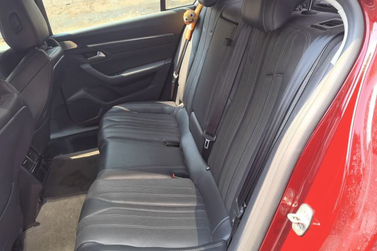 Used Peugeot 508 2019 508L 400THP PureTech Passion Edition China VI standard Left Rear Seat