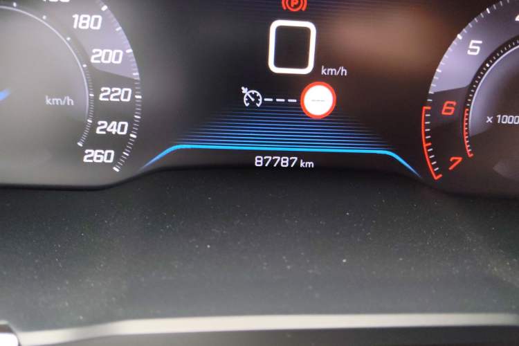 Used Peugeot 508 2019 508L 400THP PureTech Passion Edition China VI standard Odometer Close Up