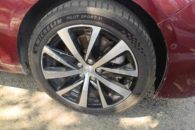 Used Peugeot 508 2019 508L 400THP PureTech Passion Edition China VI standard Right Front Wheel Hub