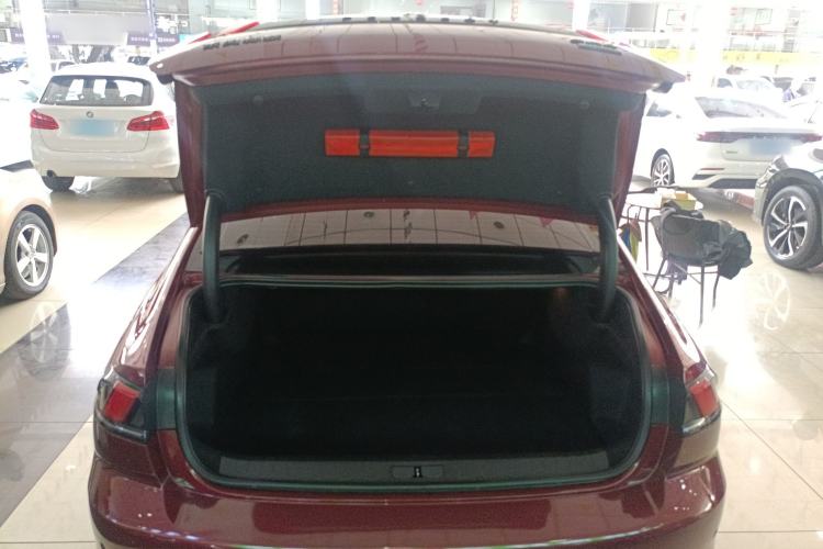 Used Peugeot 508 2019 508L 400THP PureTech Driving Control Version China VI Standard Trunk