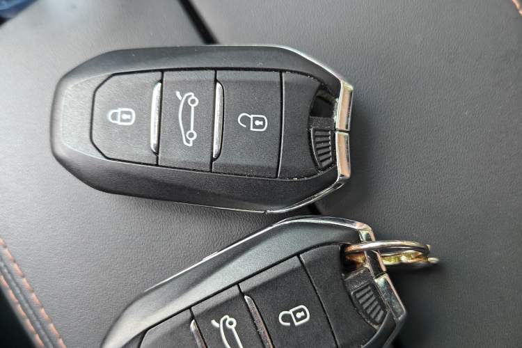 Used Peugeot 508 2019 508L 400THP PureTech Driving Control Version China VI Standard Vehicle Key