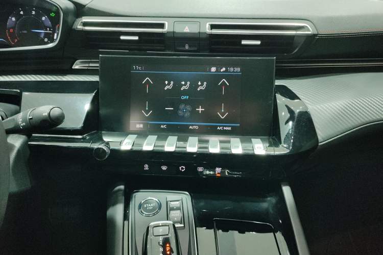 Used Peugeot 508 2019 508L 400THP PureTech Driving Control Version China VI Standard Audio And AC Panel