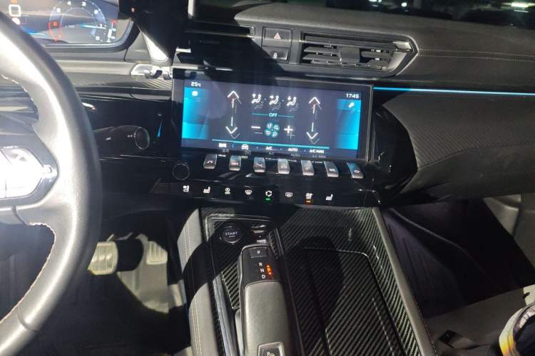 Used Peugeot 508 2019 508L 400THP PureTech Passion Edition China VI standard Audio And AC Panel