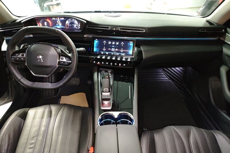 Used Peugeot 508 2019 508L 400THP PureTech Passion Edition China VI standard Center Console