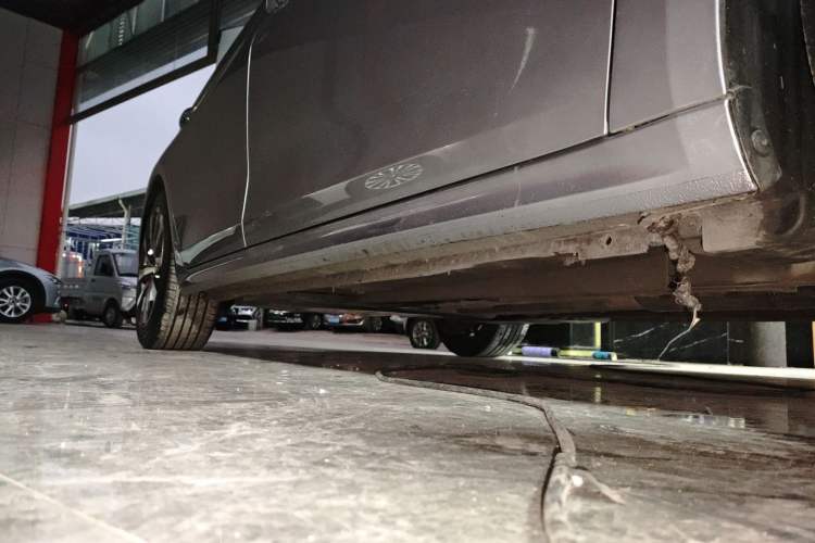 Used Peugeot 508 2019 508L 400THP PureTech Passion Edition China VI standard Right Side Sill