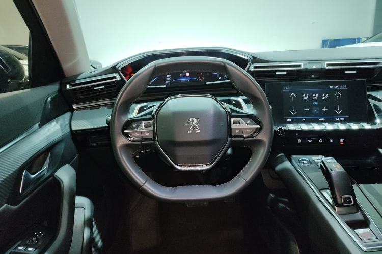 Used Peugeot 508 2019 508L 400THP PureTech Driving Control Version China VI Standard Steering Wheel