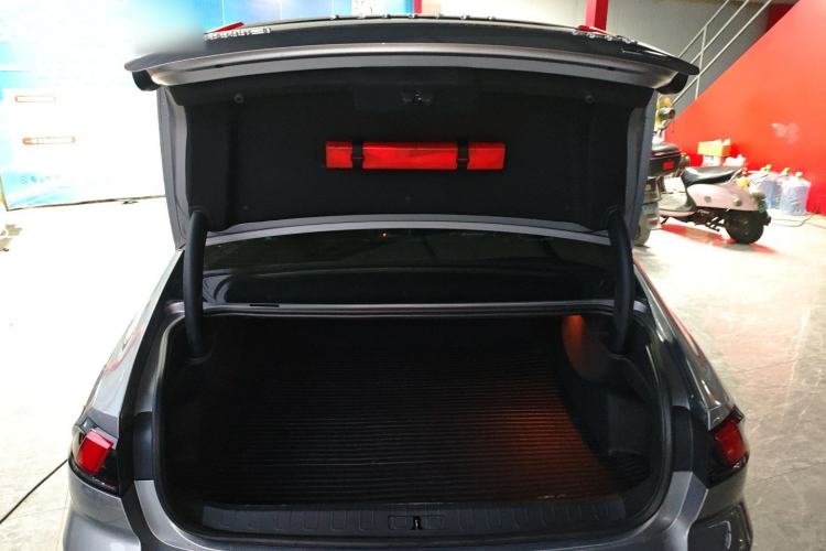 Used Peugeot 508 2019 508L 400THP PureTech Passion Edition China VI standard Trunk