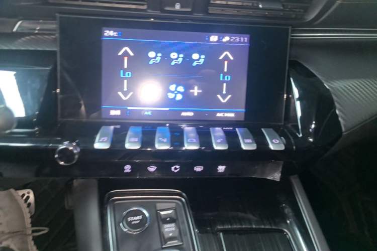 Used Peugeot 508 2019 508L 400THP PureTech Driving Control Version China VI Standard Audio And AC Panel