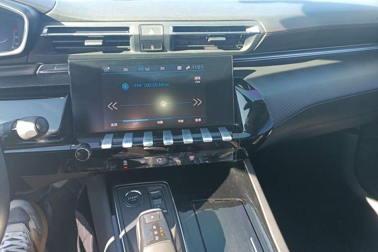 Used Peugeot 508 2019 508L 400THP PureTech Driving Control Version China VI Standard Audio And AC Panel