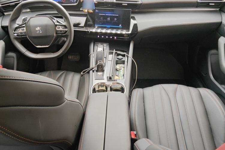 Used Peugeot 508 2019 508L 400THP PureTech Driving Control Version China VI Standard Center Console