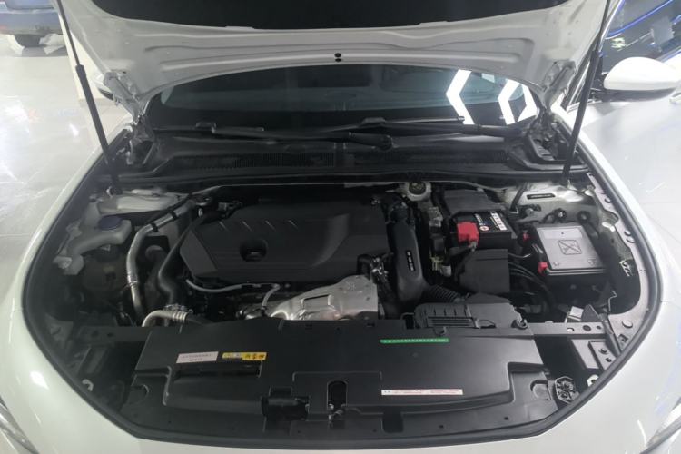 Used Peugeot 508 2019 508L 400THP PureTech Driving Control Version China VI Standard Engine Bay