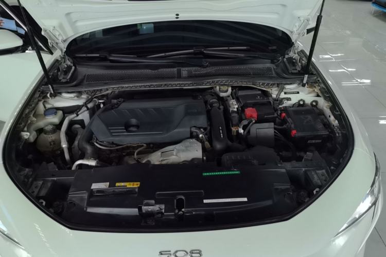 Used Peugeot 508 2019 508L 400THP PureTech Passion Edition China VI standard Engine Bay