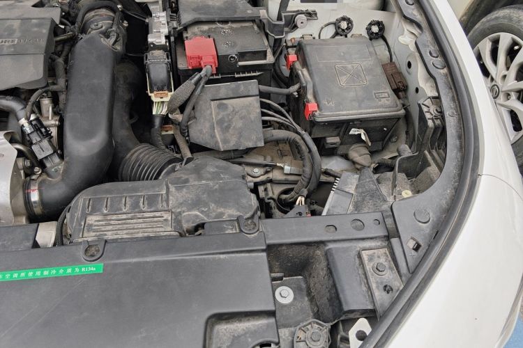 Used Peugeot 508 2019 508L 400THP PureTech Driving Control Version China VI Standard Engine Bay Left