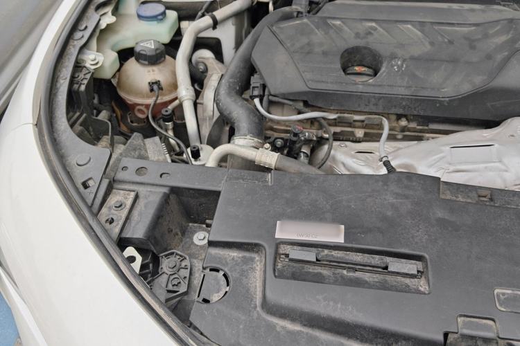 Used Peugeot 508 2019 508L 400THP PureTech Driving Control Version China VI Standard Engine Bay Right