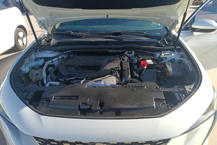 Used Peugeot 508 2019 508L 400THP PureTech Driving Control Version China VI Standard Engine Bay