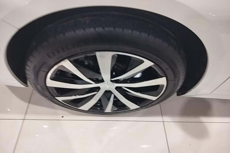 Used Peugeot 508 2019 508L 400THP PureTech Passion Edition China VI standard Exterior 4