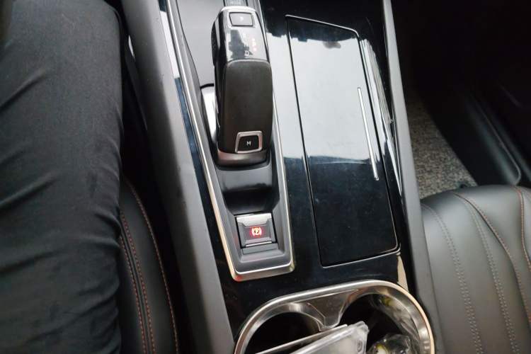 Used Peugeot 508 2019 508L 350THP PureTech Driving Fun Edition China V Standard Gear Lever