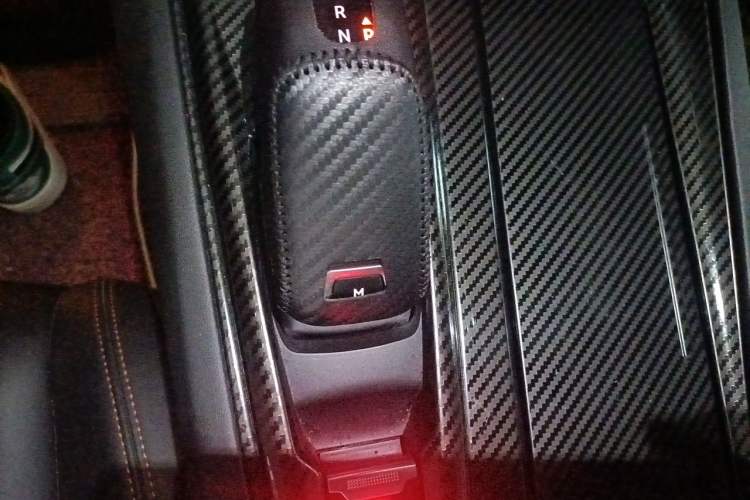 Used Peugeot 508 2019 508L 360THP PureTech Driving Fun Edition China VI Standard Gear Lever