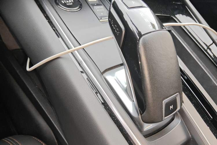 Used Peugeot 508 2019 508L 400THP PureTech Driving Control Version China VI Standard Gear Lever
