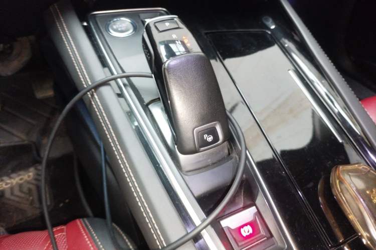 Used Peugeot 508 2019 508L 400THP PureTech Passion Edition China VI standard Gear Lever