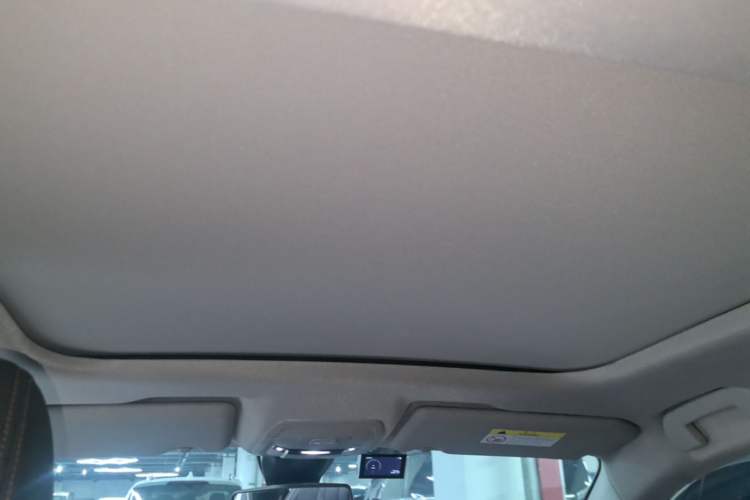 Used Peugeot 508 2019 508L 400THP PureTech Driving Control Version China VI Standard Headliner