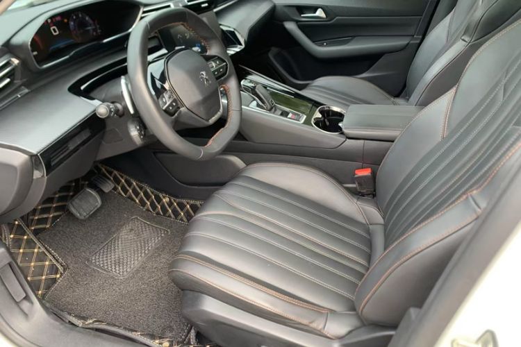 Used Peugeot 508 2019 508L 400THP PureTech Driving Control Version China VI Standard Interior 2