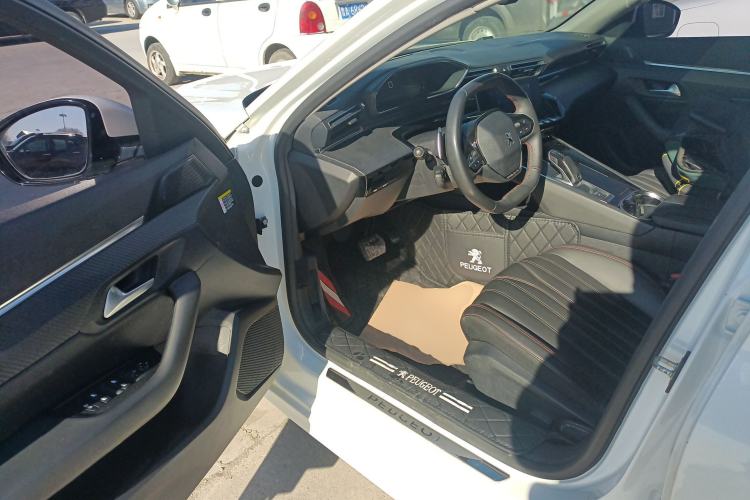 Used Peugeot 508 2019 508L 400THP PureTech Driving Control Version China VI Standard Interior 3