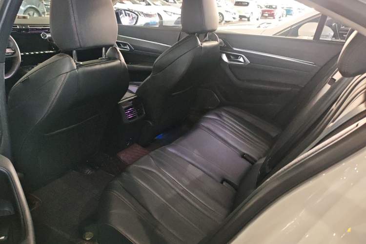 Used Peugeot 508 2019 508L 360THP PureTech Driving Fun Edition China VI Standard Interior 4
