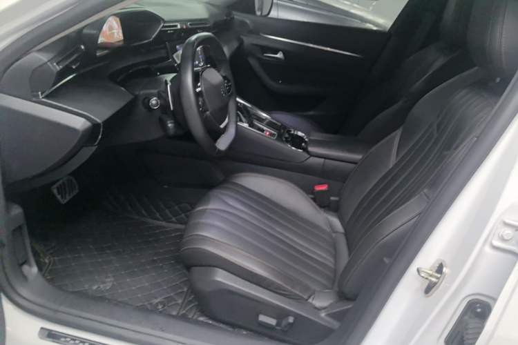 Used Peugeot 508 2019 508L 400THP PureTech Driving Control Version China VI Standard Left Front Seat