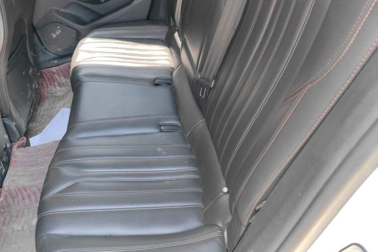 Used Peugeot 508 2019 508L 400THP PureTech Driving Control Version China VI Standard Left Rear Seat