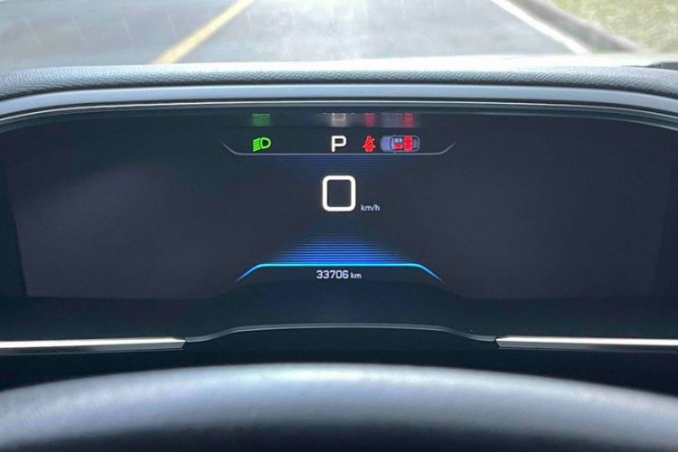 Used Peugeot 508 2019 508L 400THP PureTech Driving Control Version China VI Standard Odometer Close Up